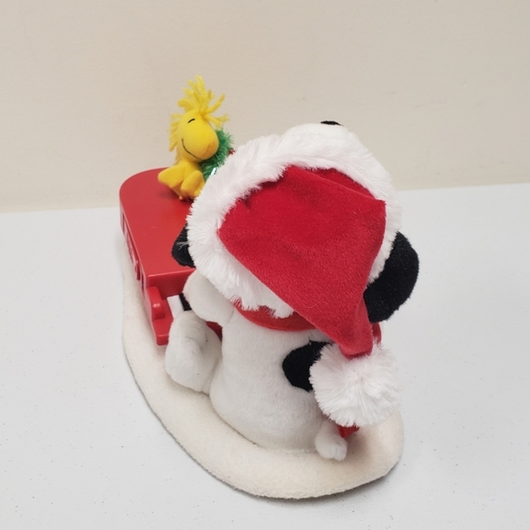 Hallmark Swingin with Snoopy Woodstock Animated Musical Lights Peanuts Christmas - Picture 3 of 13